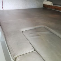 Glacier bay isle runner blue hull 2670