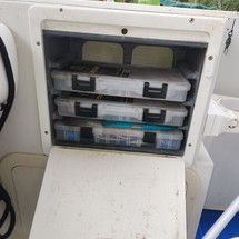 Glacier bay isle runner blue hull 2670