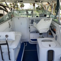 Glacier bay isle runner blue hull 2670