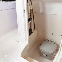 Robalo centre console r272