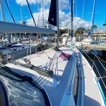 Catalina 375