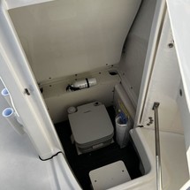 Robalo r180