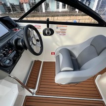Bayliner VR5 Cuddy