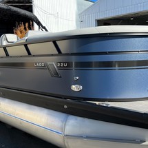 60 x 16 tri-toon passenger vessel