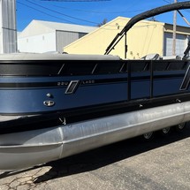 60 x 16 tri-toon passenger vessel