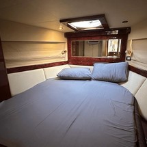 Majesty Yachts 50