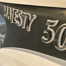 Majesty Yachts 50