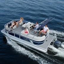 Sunchaser Boats Oasis 18 Fish