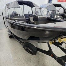 Crestliner 2250 Authority