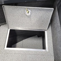 Crestliner 2250 Authority