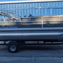 Sun Tracker Party Barge 20 DLX