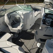 Hurricane 2200 sundeck