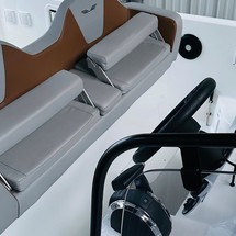 Beneteau Flyer Sundeck 8