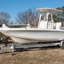 Skeeter sx200 bay boat