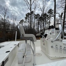 Mako 19 CPX