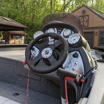 Tracker Pro Team 175 TXW