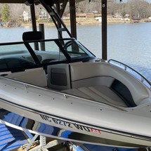 Malibu Wakesetter 23 LSV