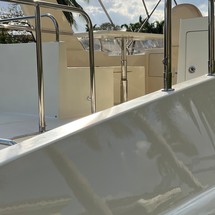Sea ray 480 sedan bridge