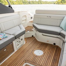 Sea Ray SLX 280