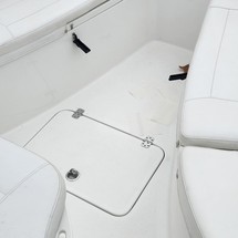 Angler Pro Boats 2900 center console