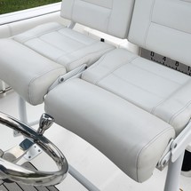 Angler Pro Boats 2900 center console