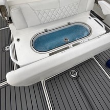 Fountain 38 center console te