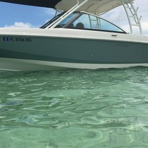 Boston Whaler 270 Vantage