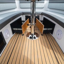 Beluga 21 Open