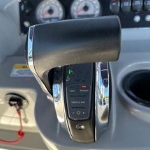 Boston Whaler 210 Dauntless