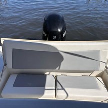 Boston Whaler 210 Dauntless