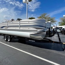 Premier Pontoons Grand Entertainer