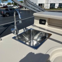 Premier Pontoons Grand Entertainer