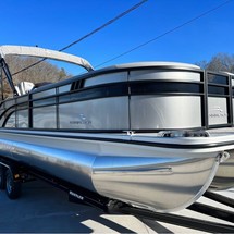 Bennington 24 sbrx