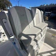 Ranger boats 2400 bay