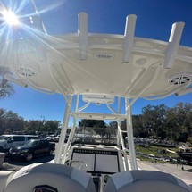 Ranger boats 2400 bay