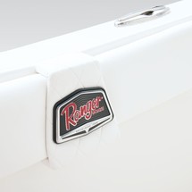 Ranger boats 2400 bay