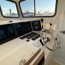 Broward 80 pilot house