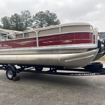 Sun Tracker Party Barge 18 DLX