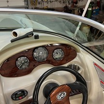Sea Ray 200 Sundeck