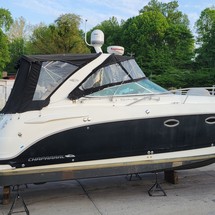 Chaparral 330 Signature