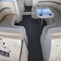 Chaparral 330 Signature