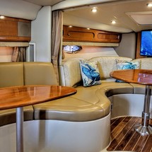 Chaparral 330 Signature