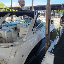 Chaparral 330 Signature