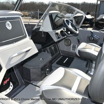 Everglades 230 cc w/ 250 verado