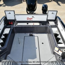Everglades 230 cc w/ 250 verado