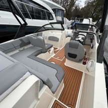 Bayliner VR5 BOWRIDER