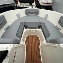 Bayliner VR5 BOWRIDER