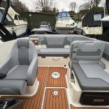 Bayliner VR5 BOWRIDER