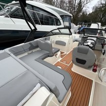 Bayliner VR5 BOWRIDER