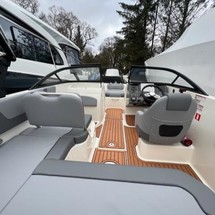 Bayliner VR5 BOWRIDER